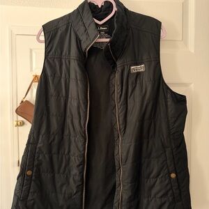 L.L. Bean Women's Mountain Classic Puffer Vest